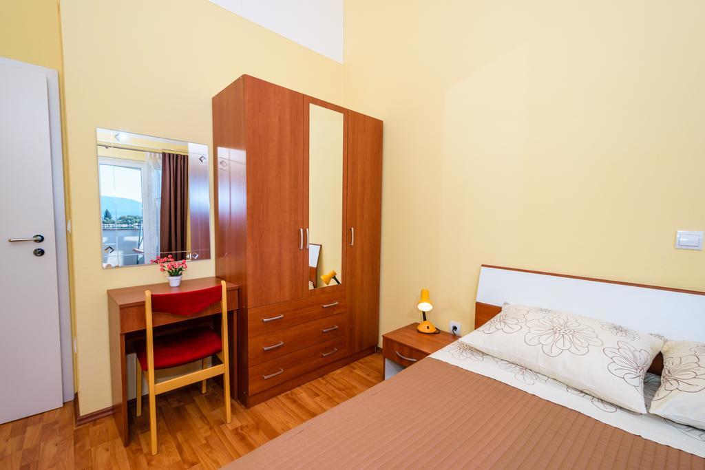 Apartments Galeb Блаце Экстерьер фото