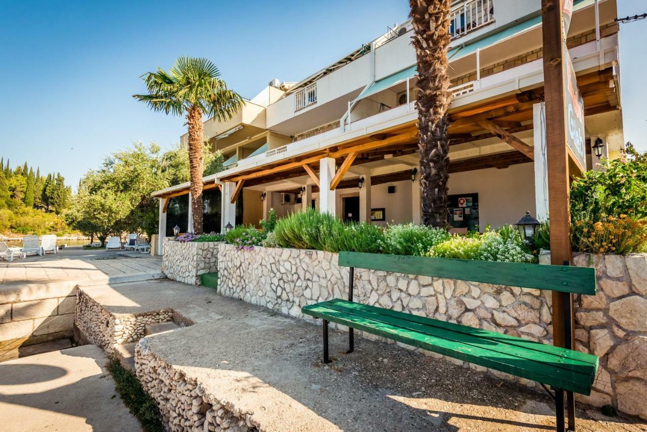 Apartments Galeb Блаце Экстерьер фото